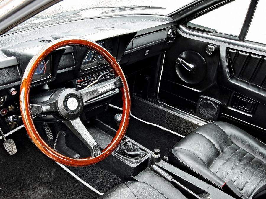 Торпедо Alfa Romeo Alfetta GT (116) 1974 года  (фото 14 из 18)